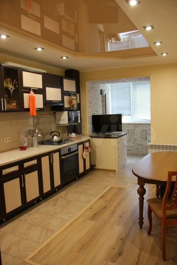 2-к. квартира, 83,8 м², 2/11 эт.