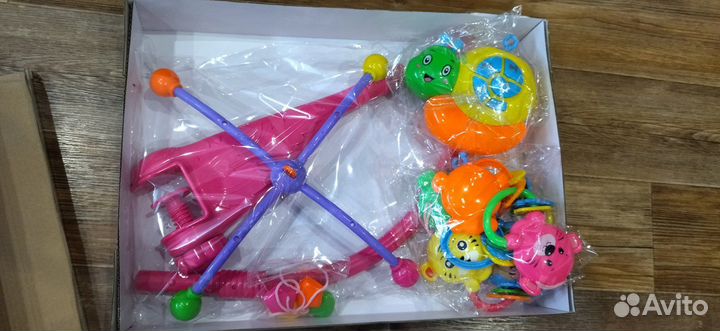 Игрушка для кроватки