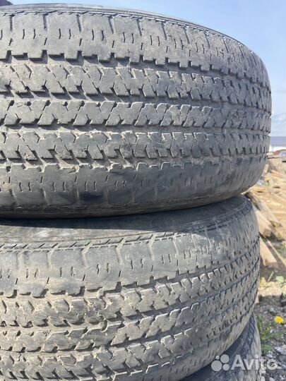 Bridgestone Dueler H/T 684III 245/65 R17