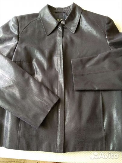 Ветровка замшевая