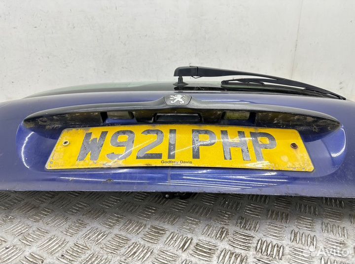 Крышка багажника Peugeot 206 1.6 I 2000