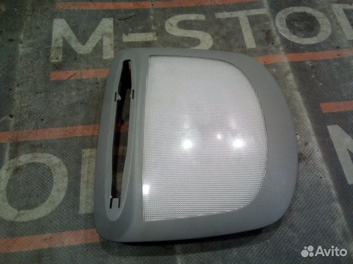 Плафон освещения задний Mercedes-Benz M-Class W164
