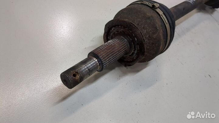 Полуось левая задняя Infiniti QX56