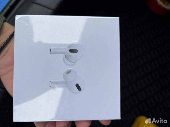 Новые AirPods Pro with Wireless Charging Case