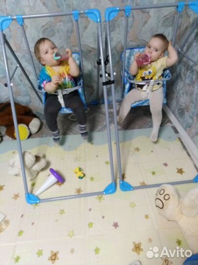 Детские качели и стульчики