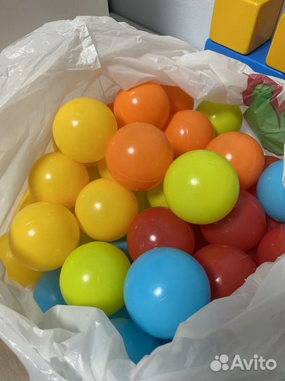 Детские игрушки бассейн