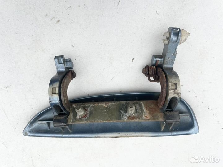 Ручка правая передняя Kia Rio 1