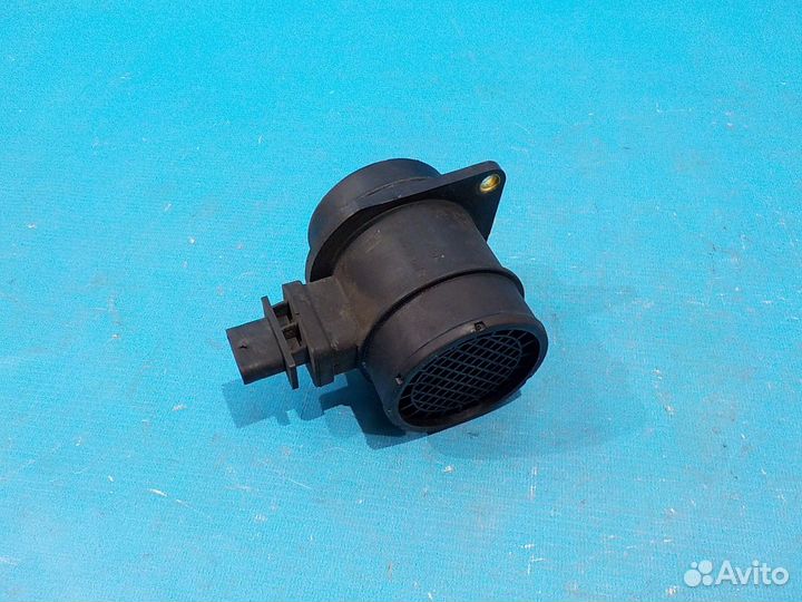 Датчик массового расхода воздуха KIA Ceed (ED) 200