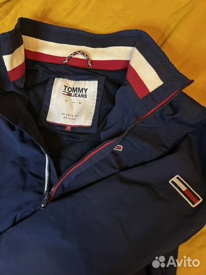 Tommy hilfiger куртка