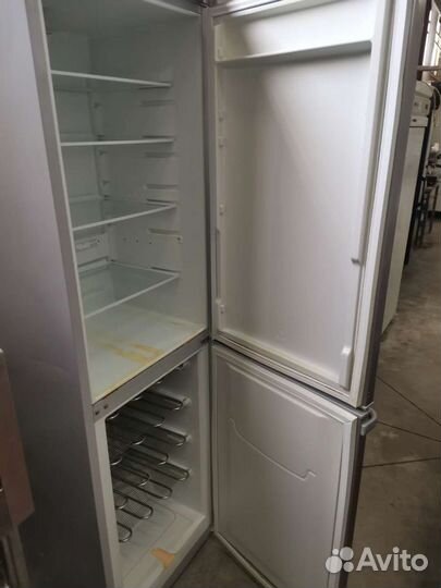 Холодильник бытовой