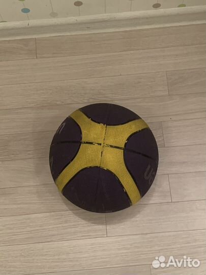 Баскетбольный мяч molten 7