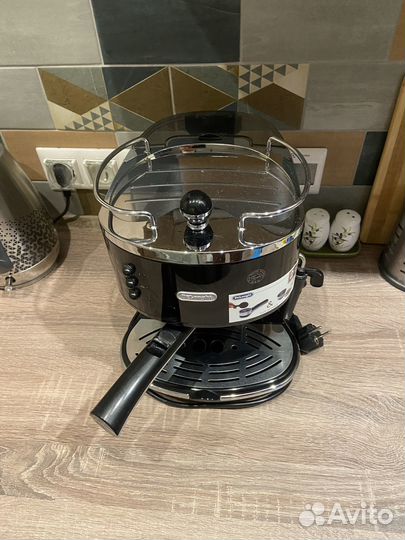 Кофеварка (кофемашина) DeLonghi Icona