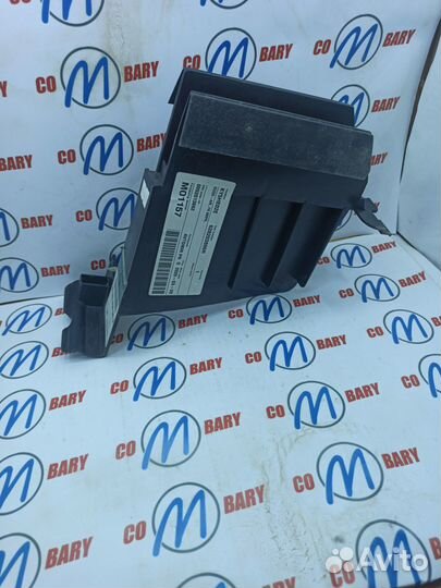 Дефлектор радиатора левый Renault Kaptur 2016+Опис