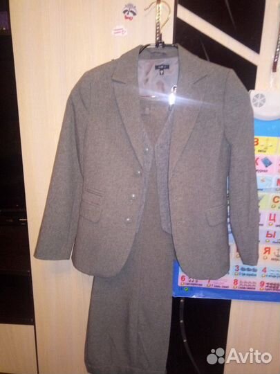 Школьный костюм