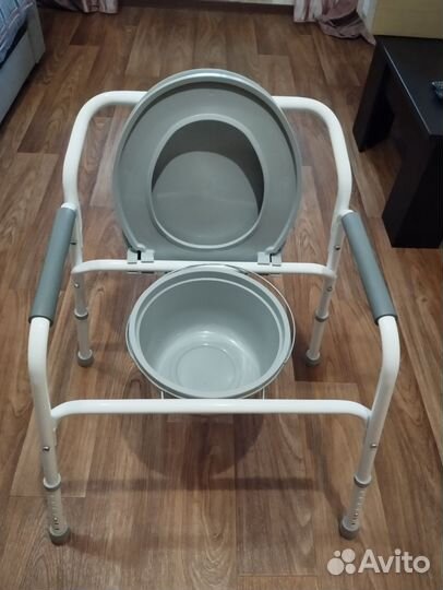 Гигиенический стул