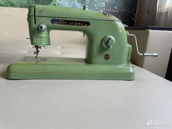 Мошинка швейная Волга б/у