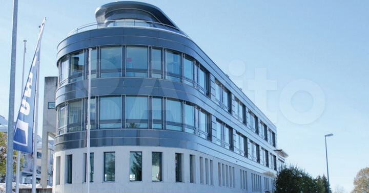 Здание 3412 м² (Швейцария)