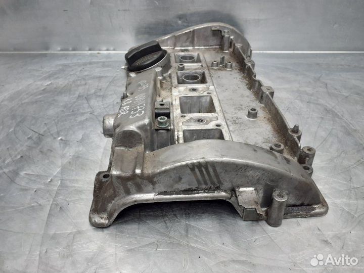 Крышка головки блока (клапанная) Volkswagen Passat