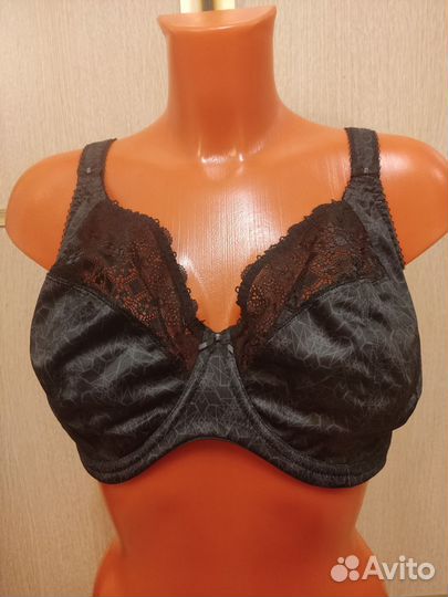 Новый бюстгальтер Elomi на большую грудь