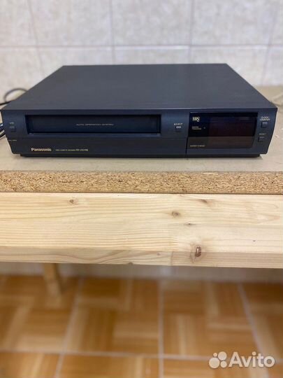 Видеомагнитофоны Panasonic NV-SJ530/NV-J30HQ