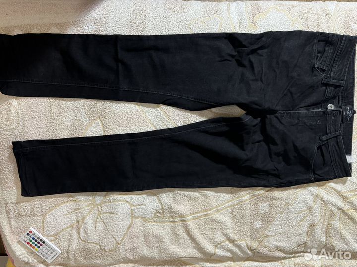 Джинсы bershka