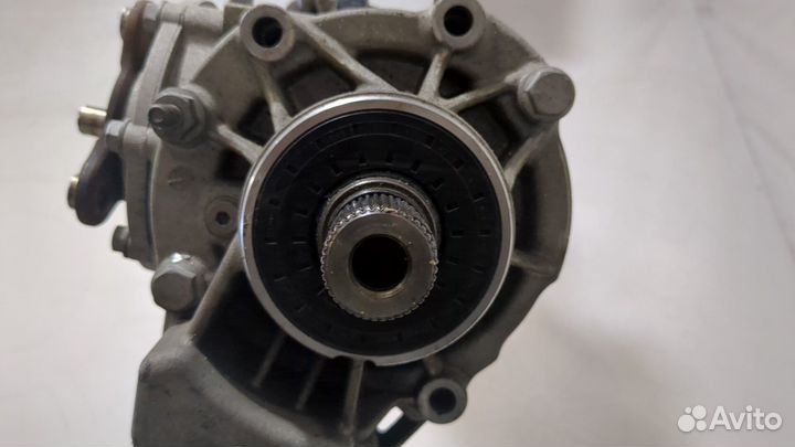 Редуктор Раздаточный кпп (раздатка) Audi Q3, 2012