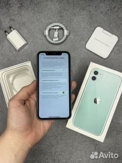 iPhone 11, 64 ГБ