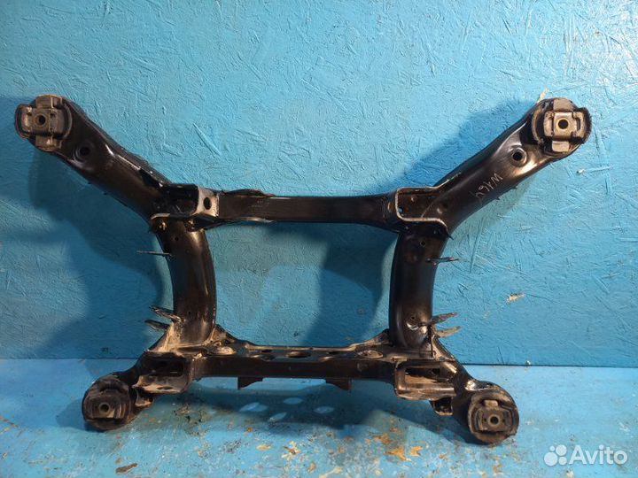 Балка задняя Mercedes-Benz M-Class W164 272967