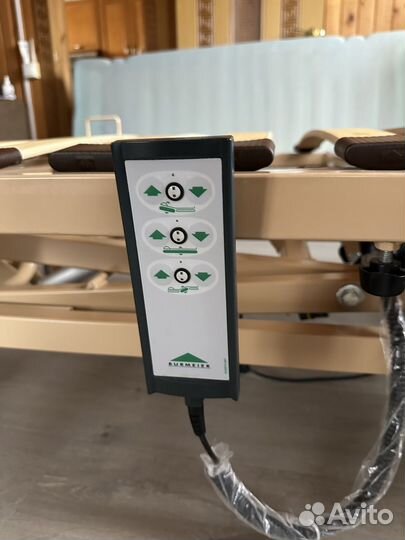 Кровать для лежачих больных с электроприводом