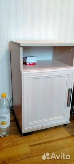 Тумба прикроватная