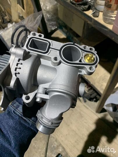 Помпа ауди Q5 2,0