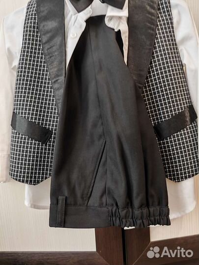 Костюм тройка на мальчика 104