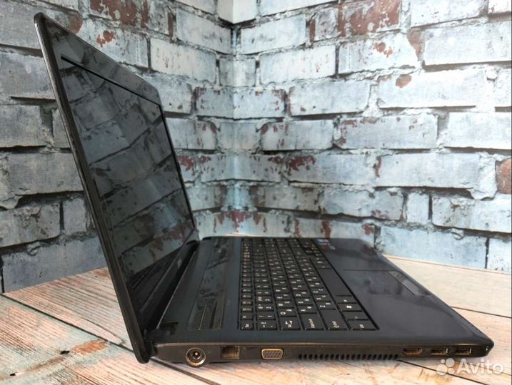 Игровой MSI на i3/ GT 520m/ SSD