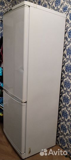 Холодильник бу stinol