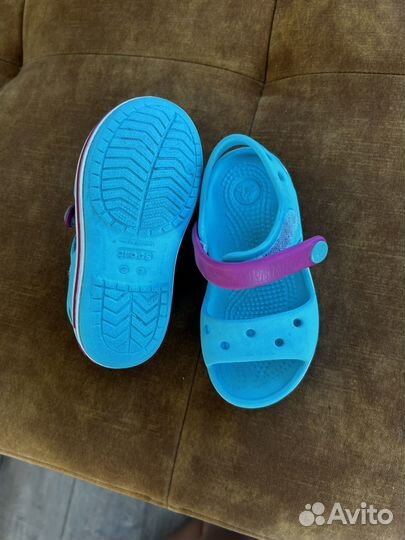 Сандали crocs c7