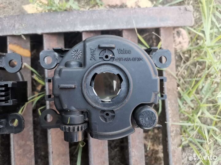 Противотуманные фары Valeo 021714 2 шт