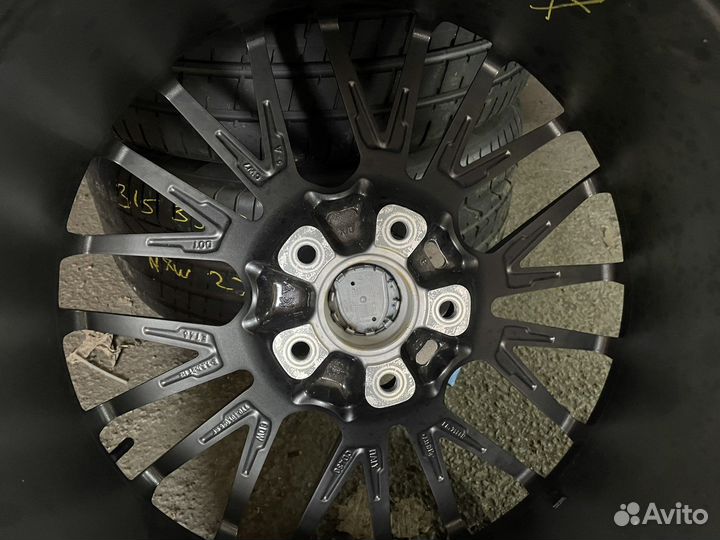 Оригинальные колеса на Porsche Cayenne R21