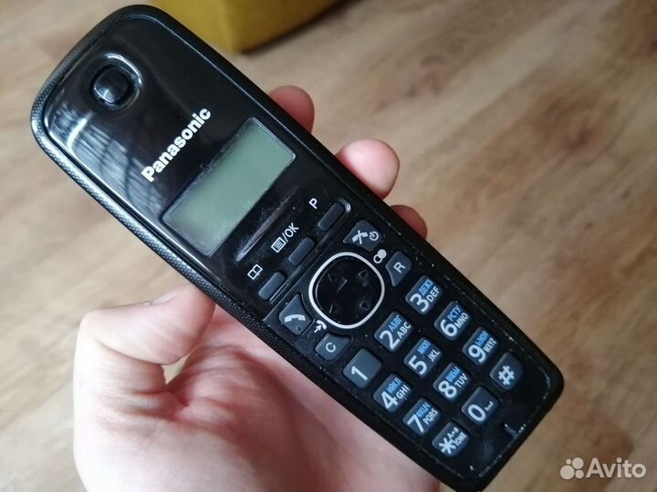 Радиотелефон Panasonic KX-TG1611RU