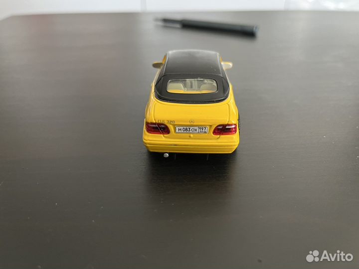 Mercedes benz clk 320 1/43 cararama