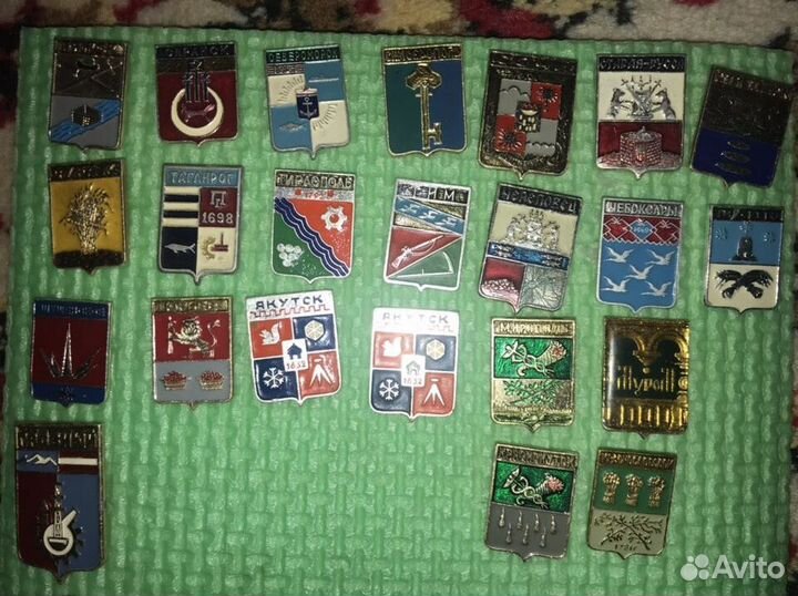 Значки гербы городов