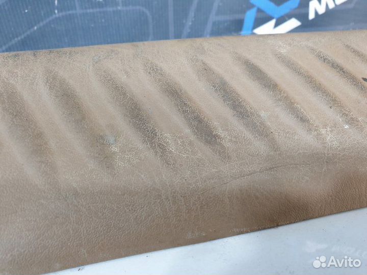 Обшивка салона передняя левая Chevrolet