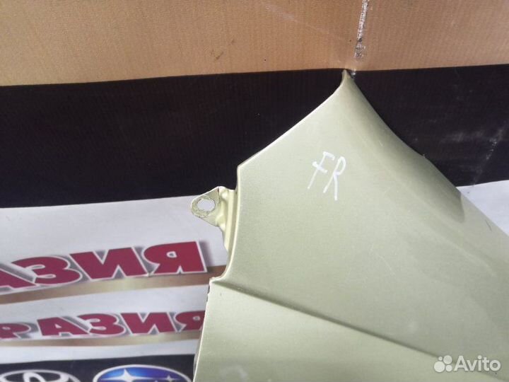 Крыло переднее правое Toyota Funcargo