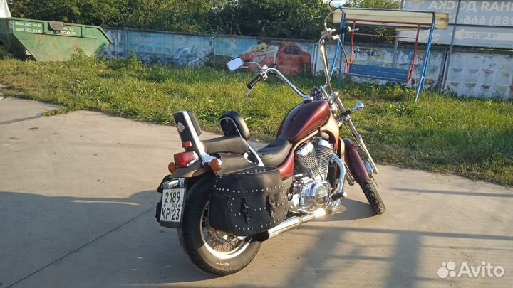 Suzuki Intruder VS 400