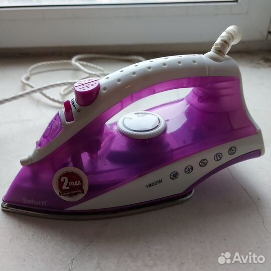 Утюг Saturn st-cc7142