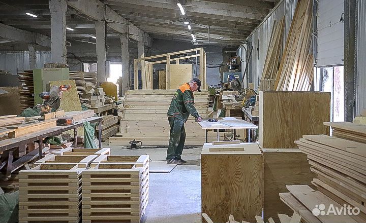 Столяр в столярный цех