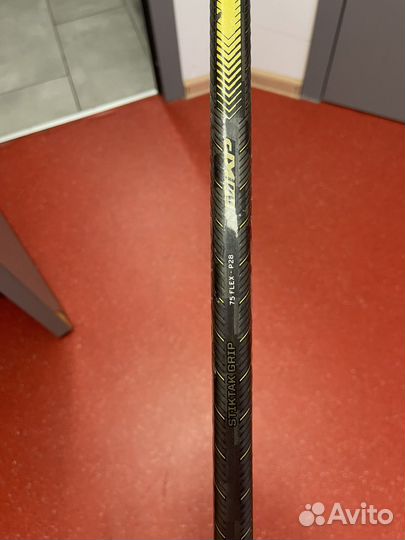 Клюшка хоккейная