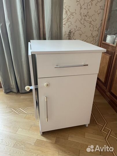 Маникюрный стол складной бу