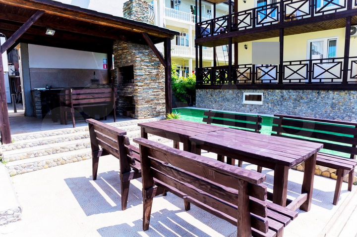 Комната 30 м² в 7-к., 1/3 эт.