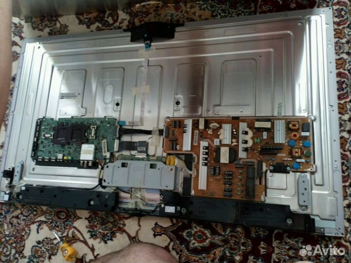 Телевизор на запчасти