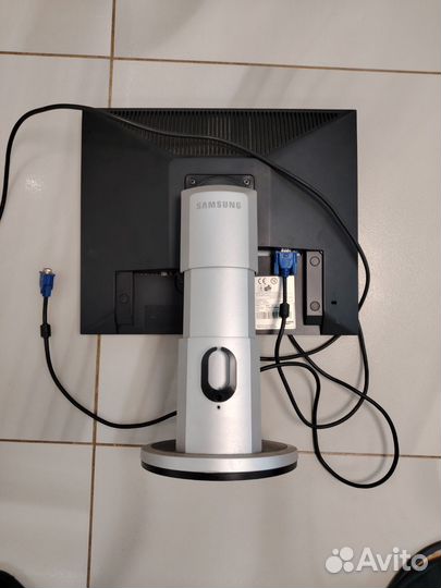 Монитор samsung syncmaster 940n